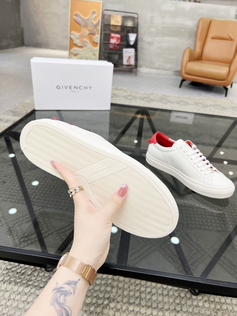 Givenchy Sneakers